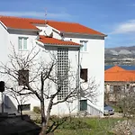 Appartamento By The Sea Mastrinka, Ciovo - 4836